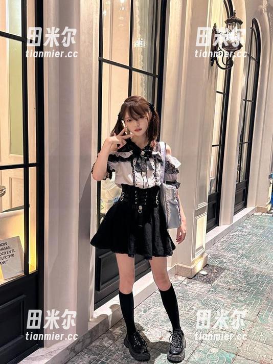 155hl 朋友们,赶紧下载155hl.fun,跟我一起炸开瓜的世界吧!