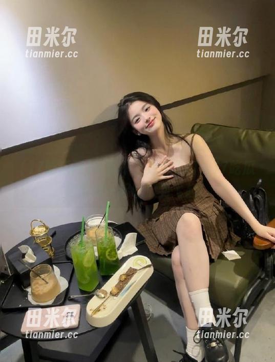 17吃瓜网 首页不止是个入口,17吃瓜网带你一起吃瓜到飞起!