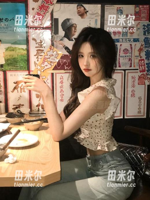 51cg.fun黑料吃瓜网的入口，简直是八卦女王的发源地！
