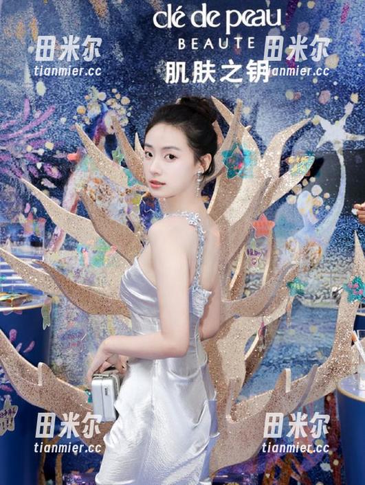 52吃瓜 在52吃瓜网站上,明天会不会是下一颗大瓜的爆发?