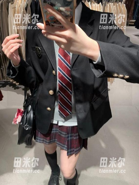 hlw 在线夜聊:‘hlw’带你一起揭开瓜界的那些不为人知的秘密!