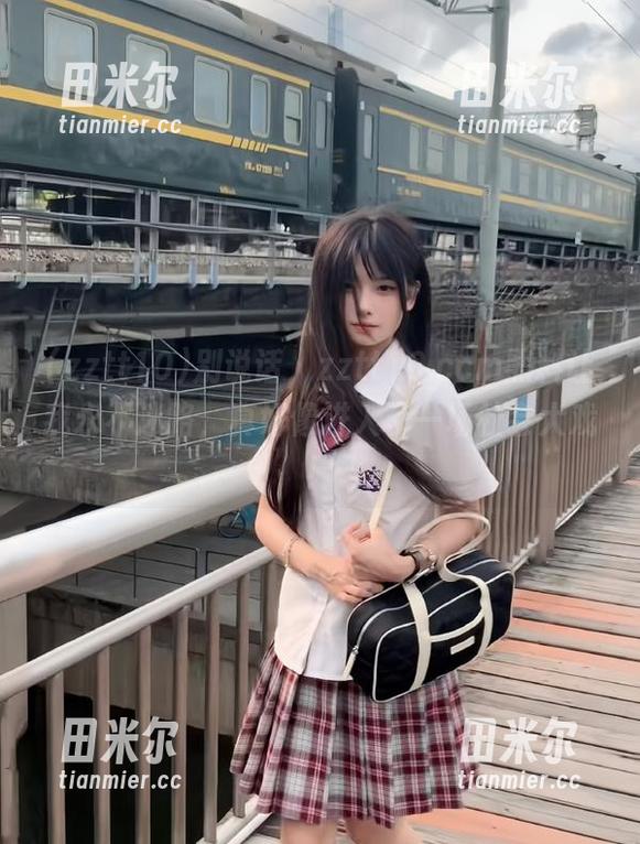 别说话，zztt10.ccm黑料让我永不迷路，真好像进入了一场社会大戏！