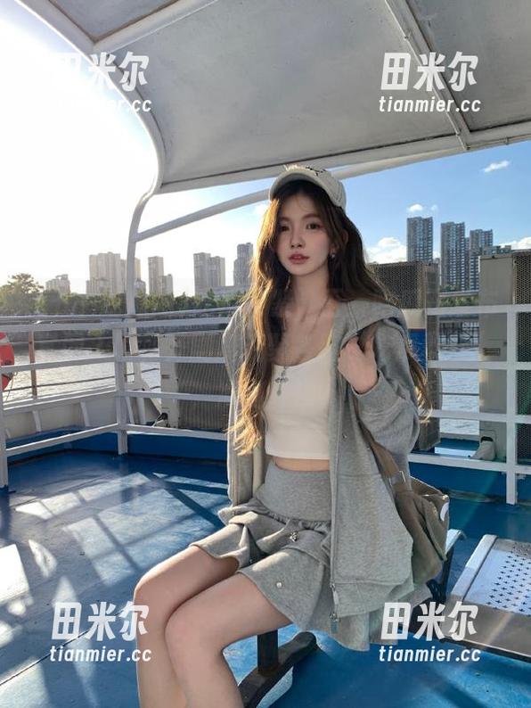 五一吃瓜网 吃瓜要紧,五一吃瓜网发布官网入口,齐刷刷汇聚各路“吃瓜群众”,准备好没?