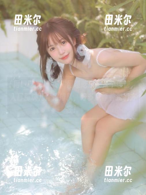 网曝吃瓜 假如“网曝吃瓜”是个饭馆,入口那块儿肯定排队,好多瓜等着我们去尝!