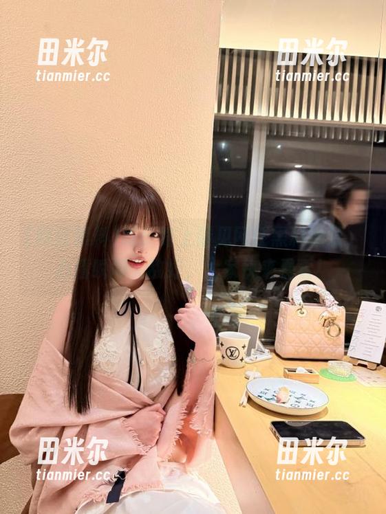 网红黑料 吃瓜路上碰见网红黑料地址,心情瞬间无敌好,大家快来看看!