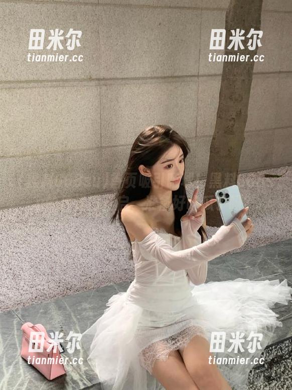黑料668su 首页吸引眼球!黑料668su的传送门开启,准备好吃瓜了吗?