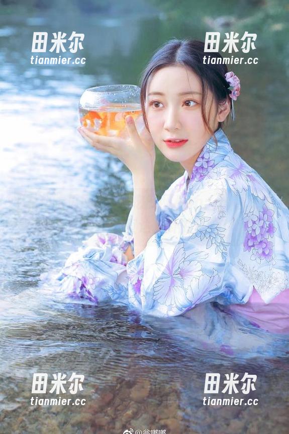 黑料吃瓜网 黑料吃瓜网App:看看私底下的明星,直达八卦的核心!