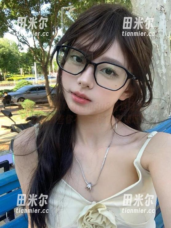 黑料社区 黑料社区m3u8传送门大揭秘!通向那些你不知道的秘密球场!