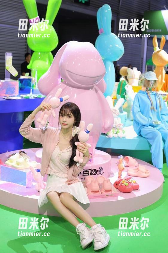 黑料网 黑料网在线又免费,我的八卦事业从此水涨船高!